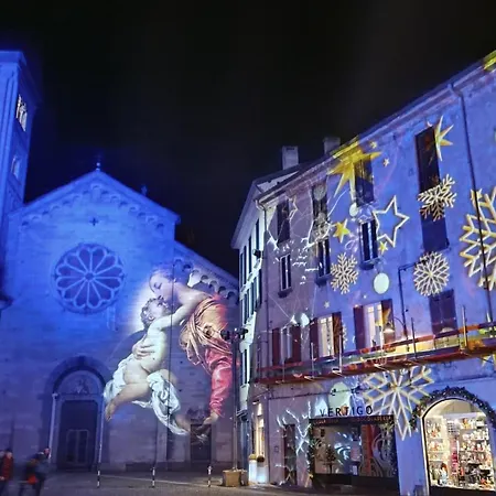 Aleph With Private Parking, Next Train Station Апартаменты Комо