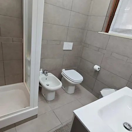 Apartment Aleph With Private Parking, Next Train Station Como