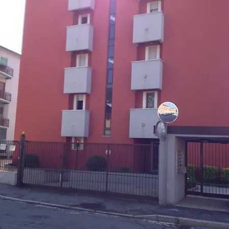 Apartment Aleph With Private Parking, Next Train Station *